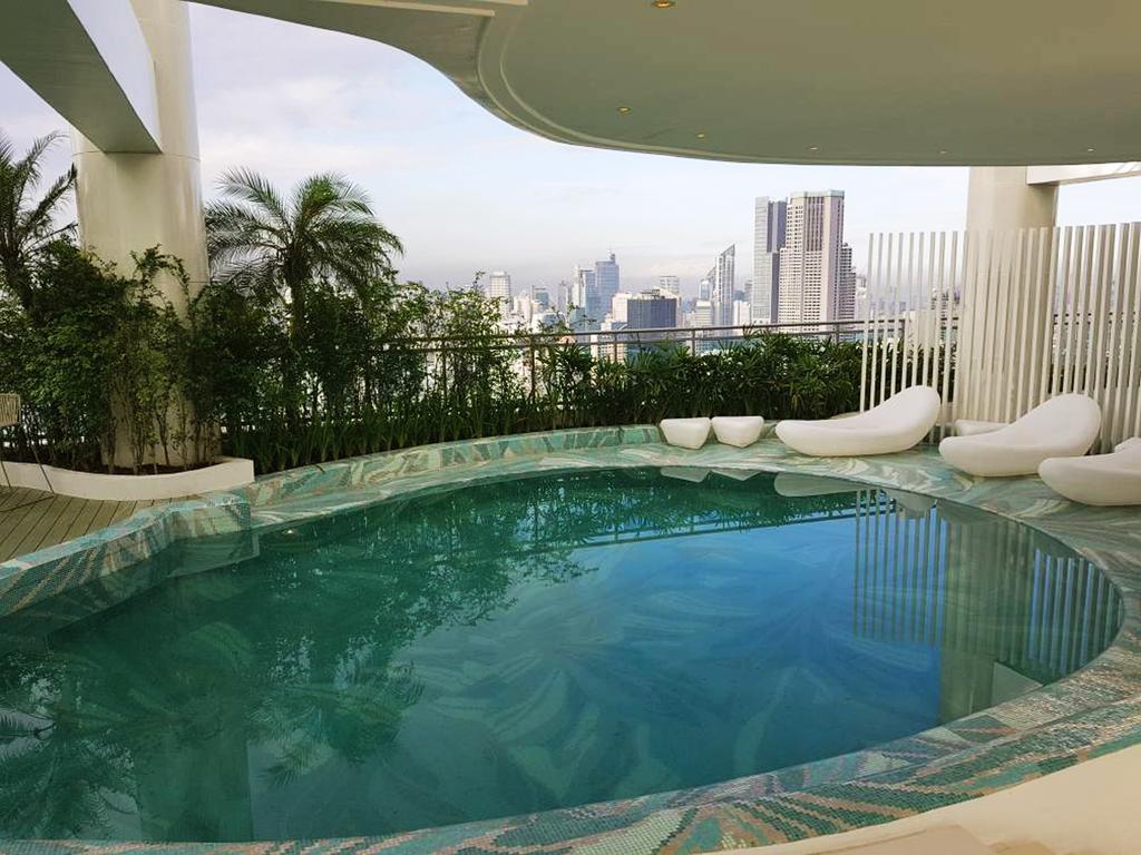 Modern Luxury Lower Penthouse Unit Manila Exterior photo
